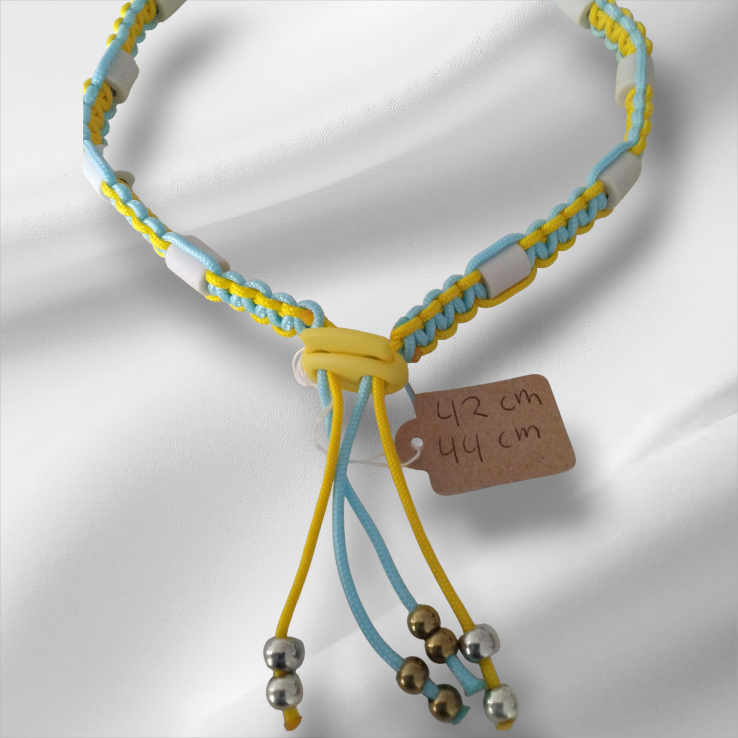 Vlooien / Tekenband + Keramische kralen 42-44 cm Handgemaakt Lichtblauw Geel